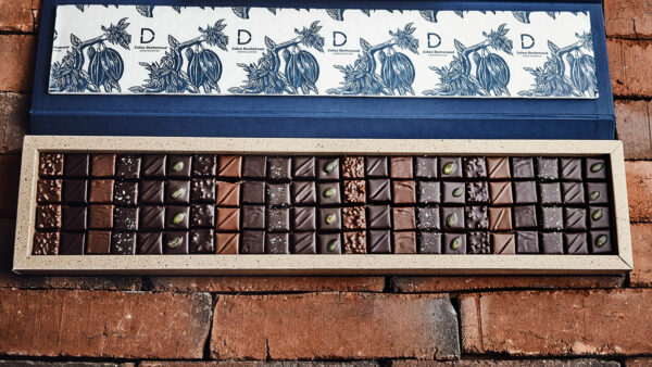 Boite de 92 chocolats pralinés du chef chocolatier Julien Dechenaud