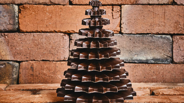 Sapin de Noël au chocolat noir du chef chocolatier Julien Dechenaud