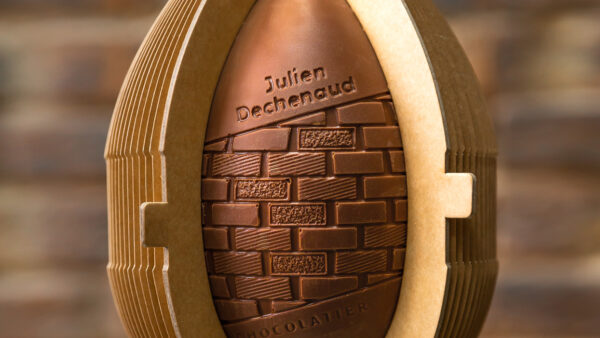 oeuf signature packaging Julien Dehcenaud chocolatier
