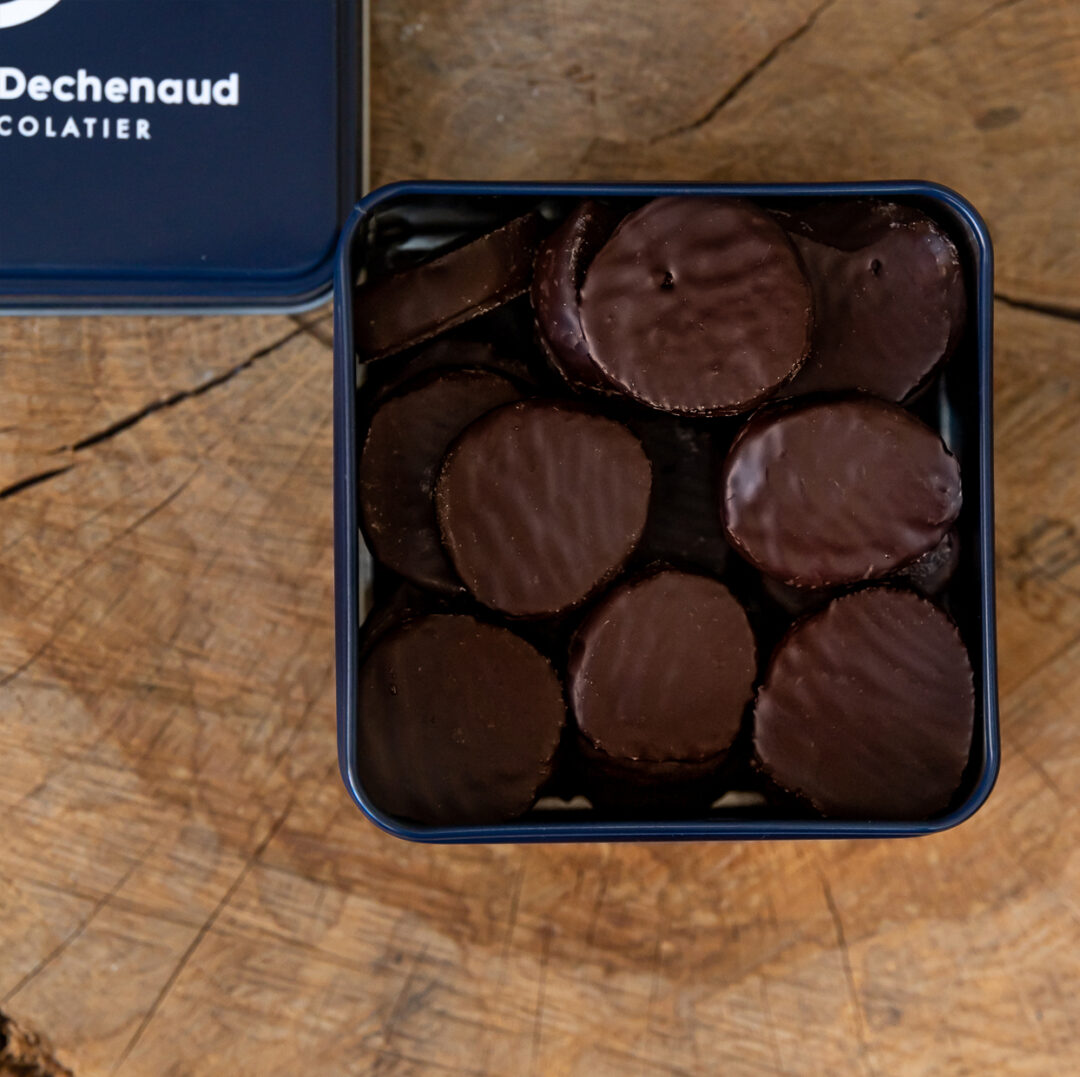 Boite de gingembrettes du chef Julien Dechenaud chocolatier artisanal à Paris et Vincennes