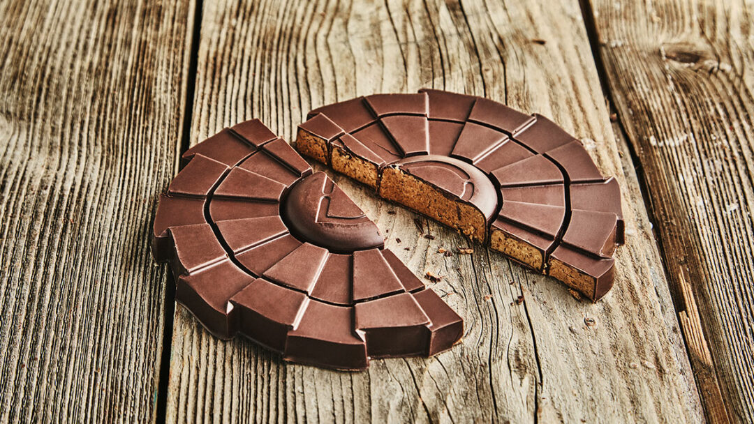 Grande cocarde noir vegan – Image 2