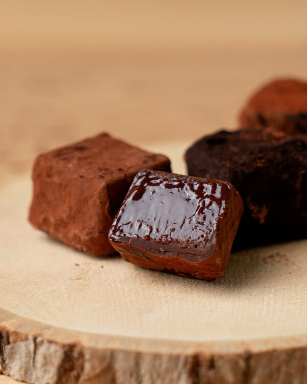 Truffes whisky, collection noël 2025 par Julien Dechenaud Chocolatier.