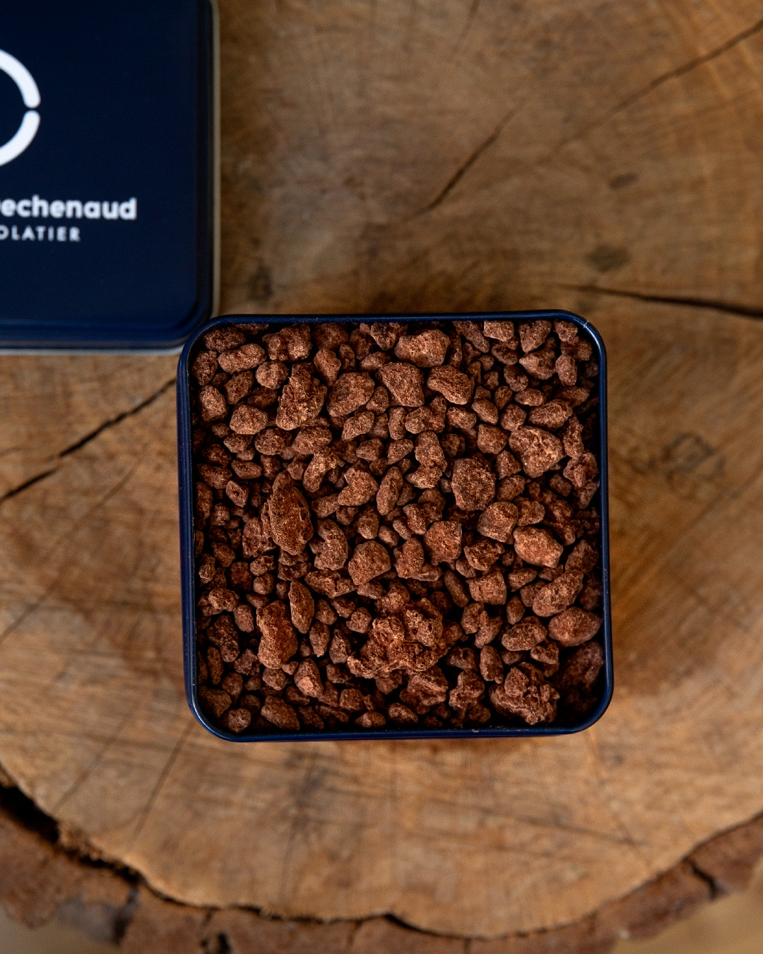 Boite métallique poudre de cacao à l'ancienne.