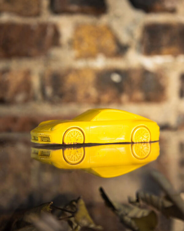 Voiture Jaune